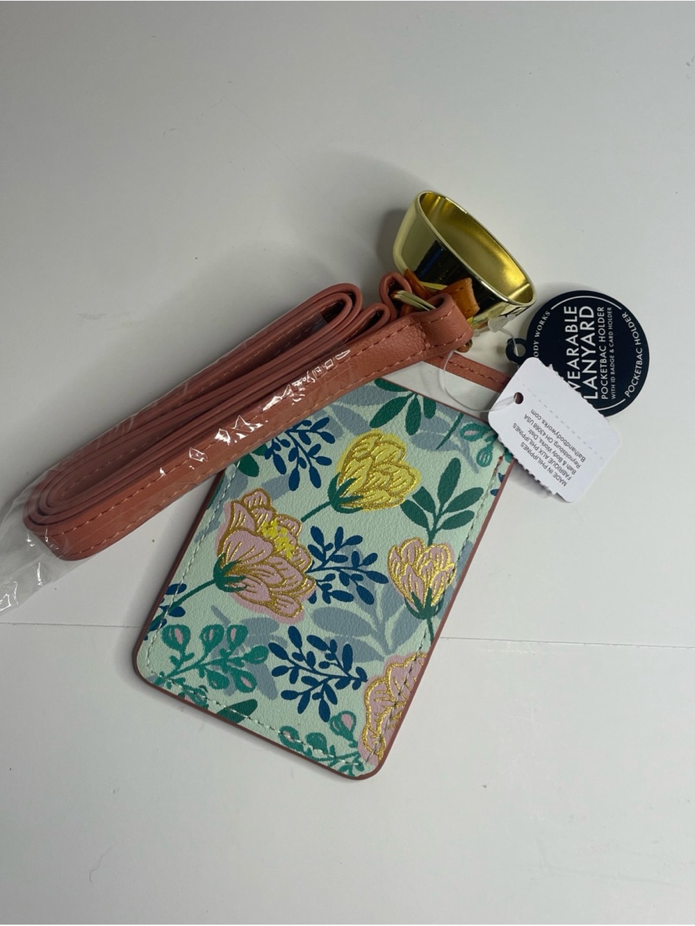 Bath & Body Works Wearable Lanyard Pocketbac & Card Holder Pink Flowers NEW